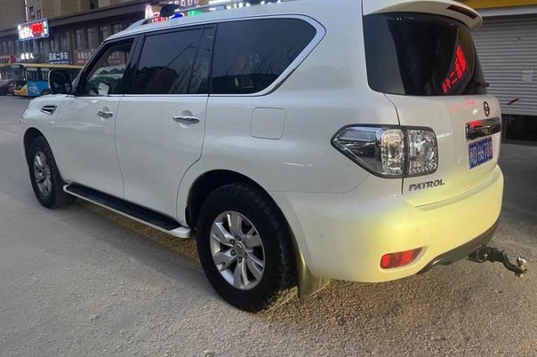 18款中东途乐Y62比陆巡价低的强悍越野日产途乐Y62配置促销