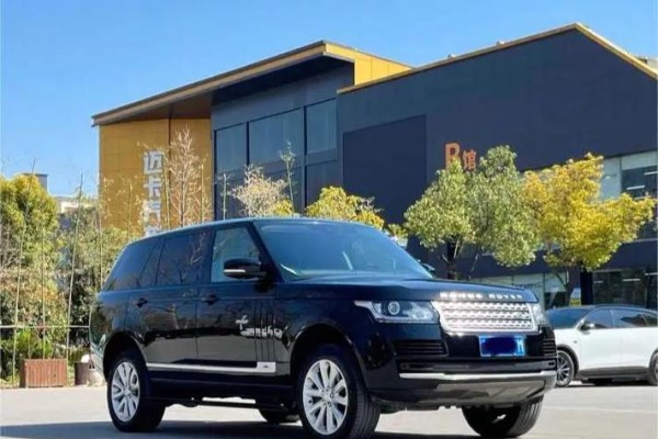 17款美规加长版路虎揽胜与16款路虎好在哪里天津港新报价