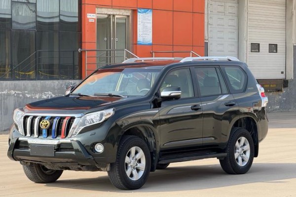 18款中东版丰田霸道2700越野价格低丰田霸道2700行情年终盛惠