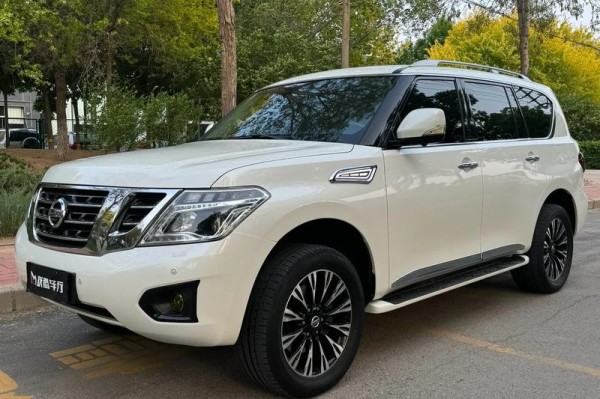 18款日产途乐Y62 4.0颜色齐全国上牌中东版日产途乐最新报价