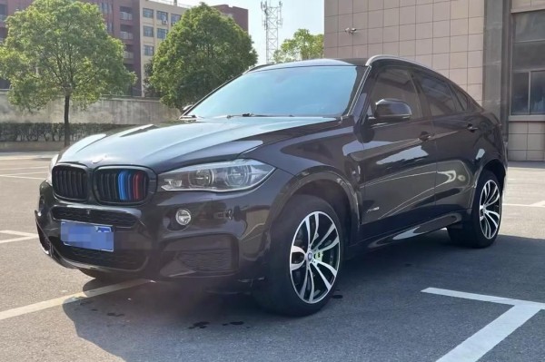 18款加版宝马X6M蓄势待发配置四驱越野天津港超值优惠限时秒