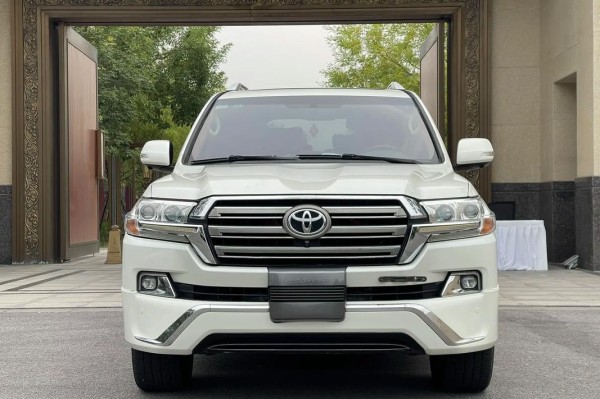 18款丰田酷路泽4600中东版新配置酷路泽4600陆巡全能操控SUV