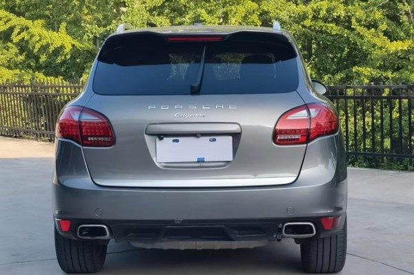 18款卡宴3.0T SE混动铂金美版超强动力驾乘轻松舒适现车惊爆价