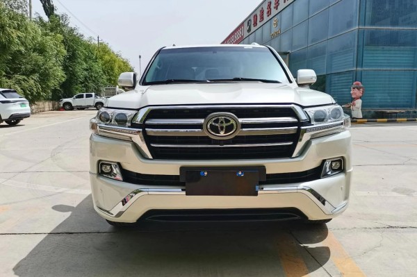 17款酷路泽5700中东版天窗8座丰田酷路泽5700SUV霸王级别报价优惠