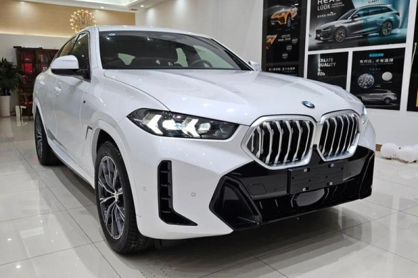 18中东宝马X6中东版现车颜色齐全港口12月最新行情