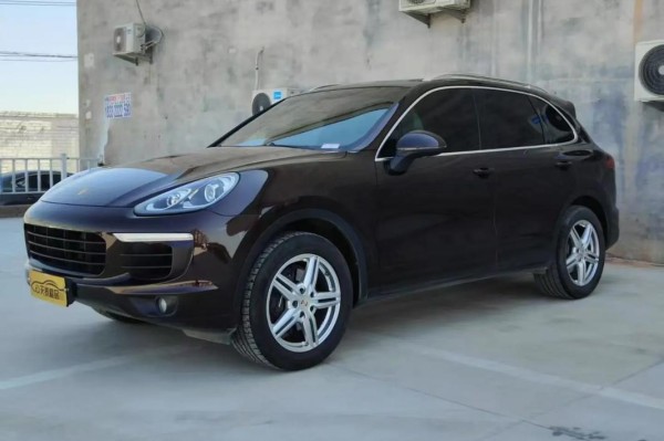 17款美规版保时捷卡宴豪华SUV高性能底盘成就速度最快越野车