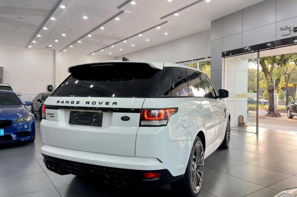 17款路虎揽胜运动版越野大促销保税区现车手续齐全性能高配