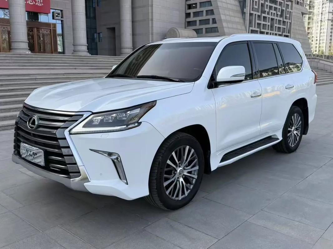 16款雷克萨斯LX570中东版加版配置促销雷克萨斯5700颜色齐可分期