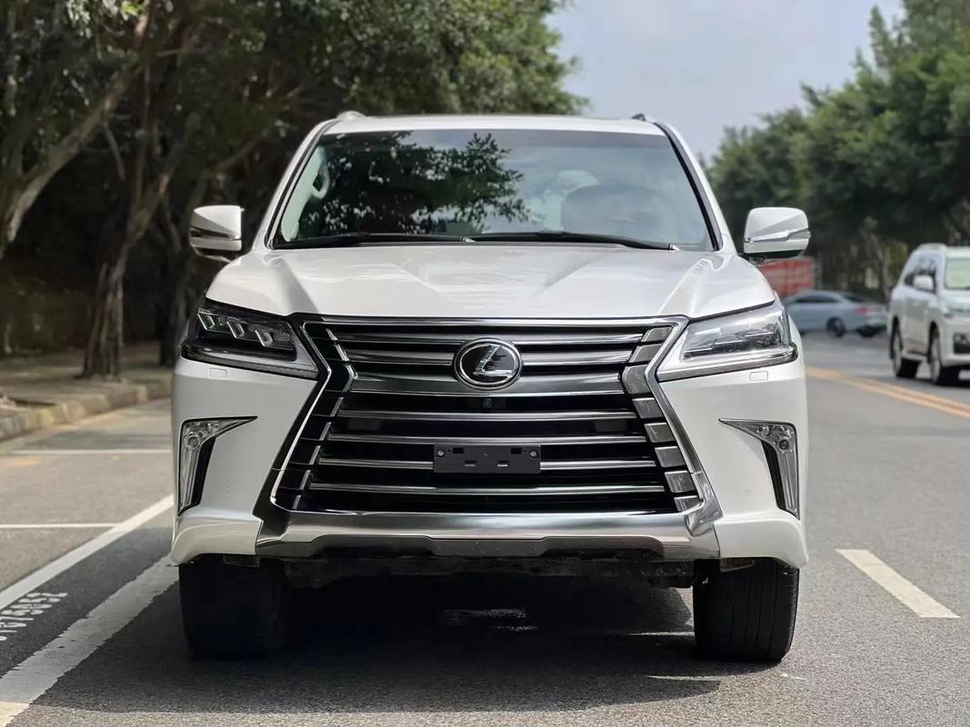 16款雷克萨斯LX570中东版加版顶配行情优惠价雷克萨斯LX570SUV价格
