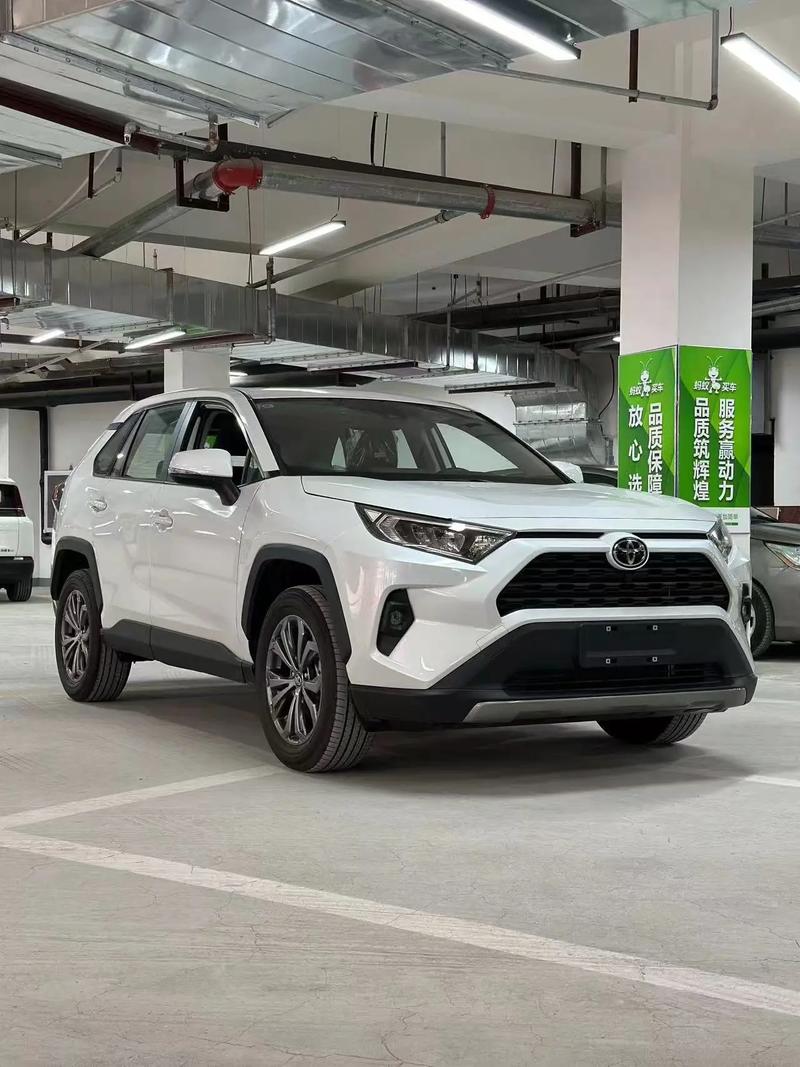 17.18万起 RAV4荣放目前可优惠0.3万元