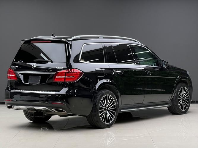 17款新奔驰GLS500行情解析导购北美版奔驰GLS500 4.6L 9速变速箱